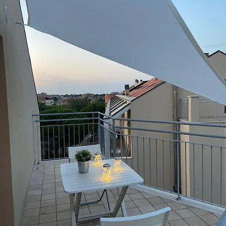 Monolocale Nuovo E Panoramico Apartment
